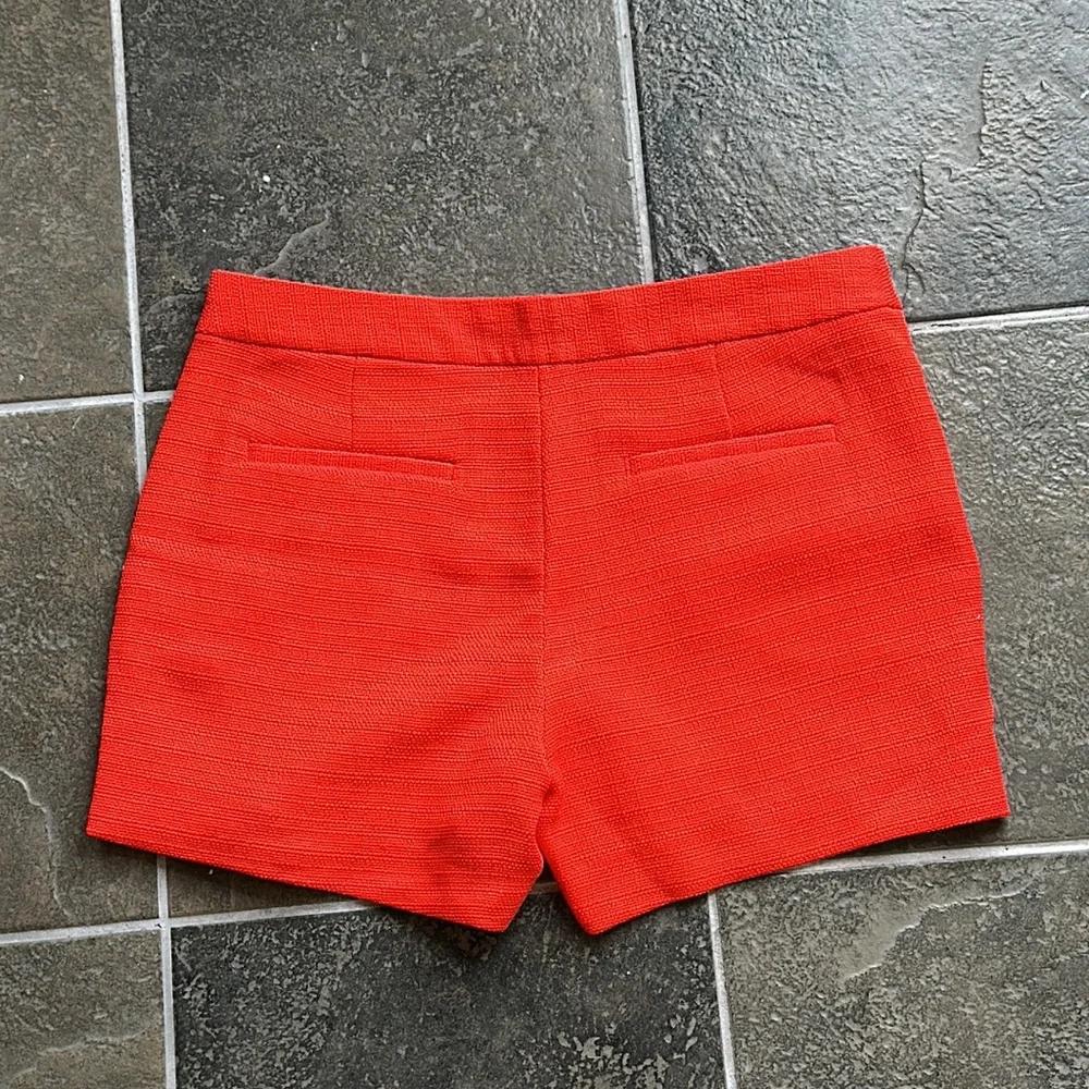 BANANA REPUBLIC Orange Shorts - Picture 2 of 6